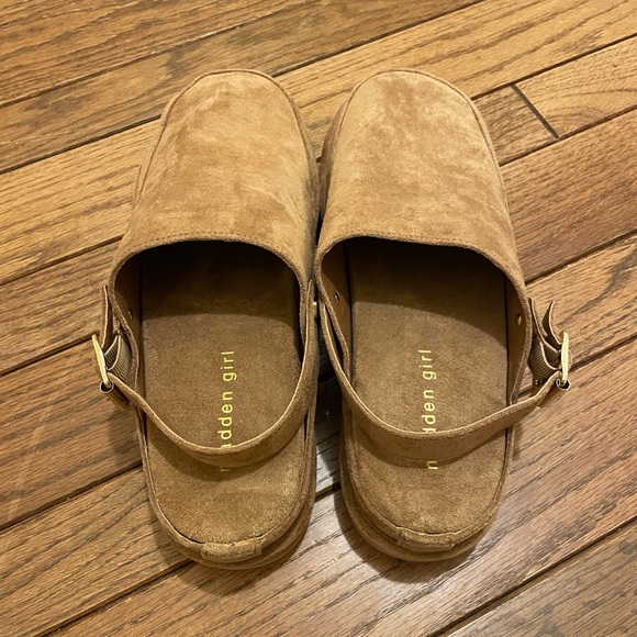 Madden Girl Suede Casual Platform Slide Mules - Picture 3 of 4